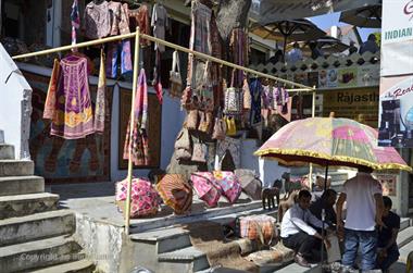 05 City-Walk,_Udaipur_DSC4426_b_H600